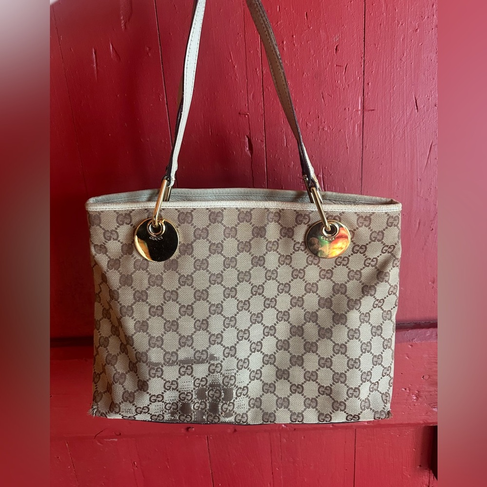 Gucci GG Eclipse bag